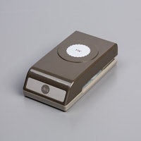 1-1/8" (2.9 Cm) Scallop Circle Punch [ 146138 ]